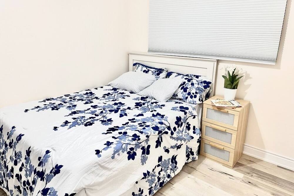 Photo of Bedroom in Rosemount