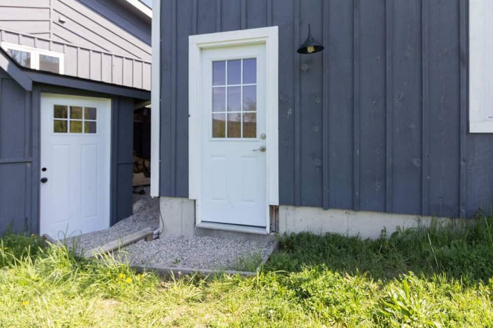 Photo of Outdoor in Grey Highlands