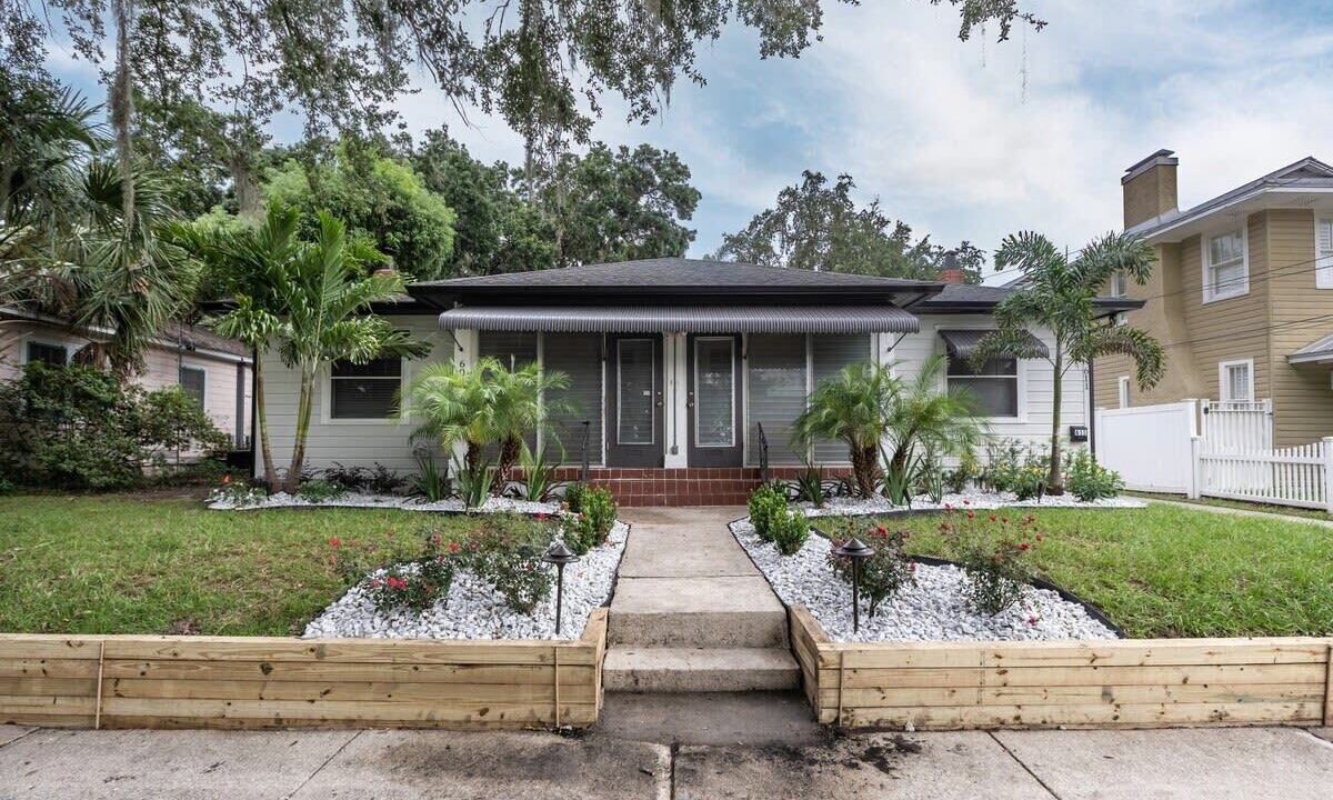 Photo of Outdoor in Lake Eola Heights