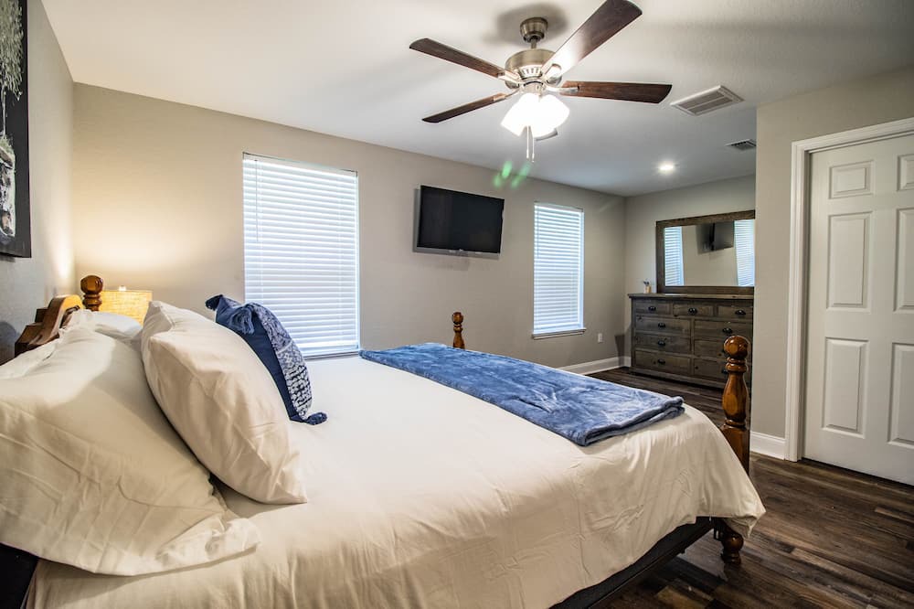 Photo of Bedroom in Bartow