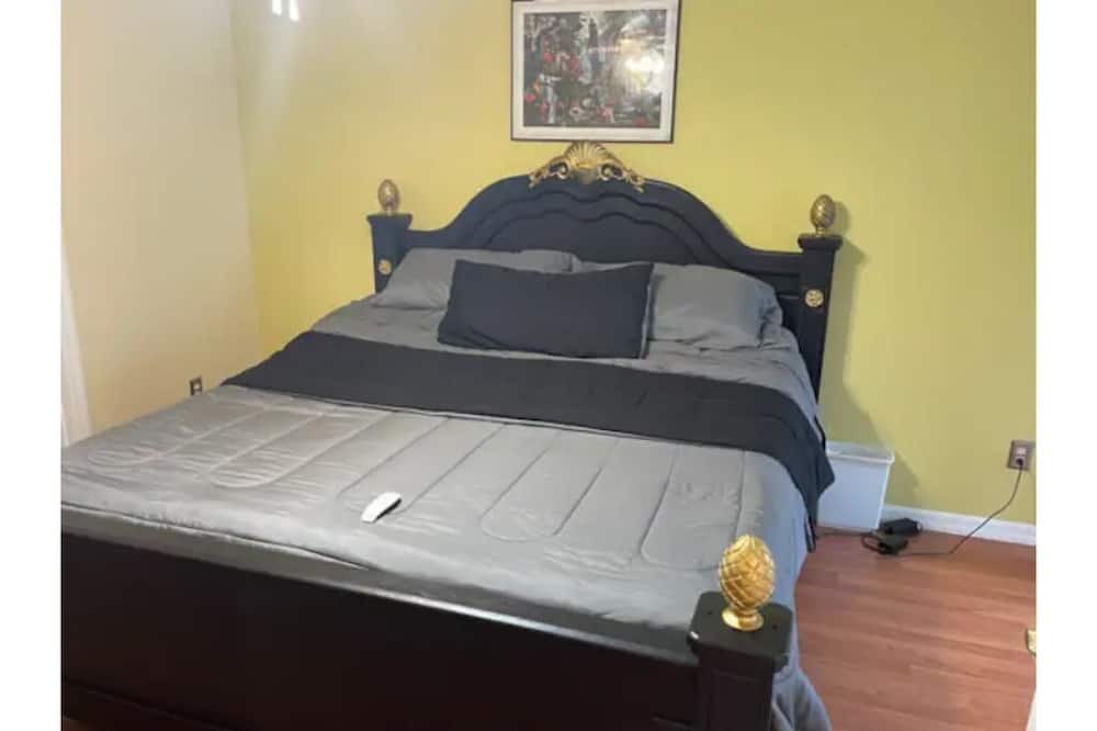 Photo of Bedroom in Lutz