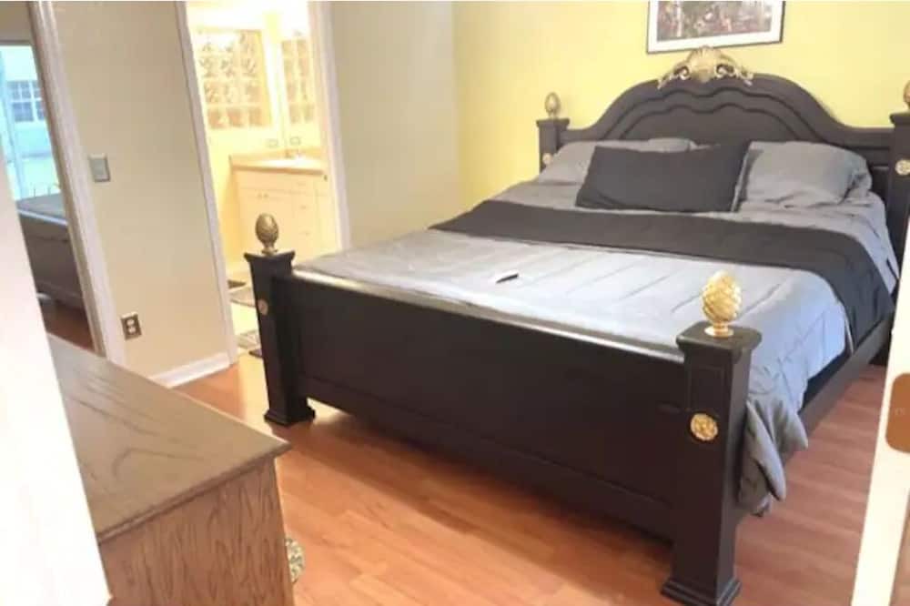 Photo of Bedroom in Lutz
