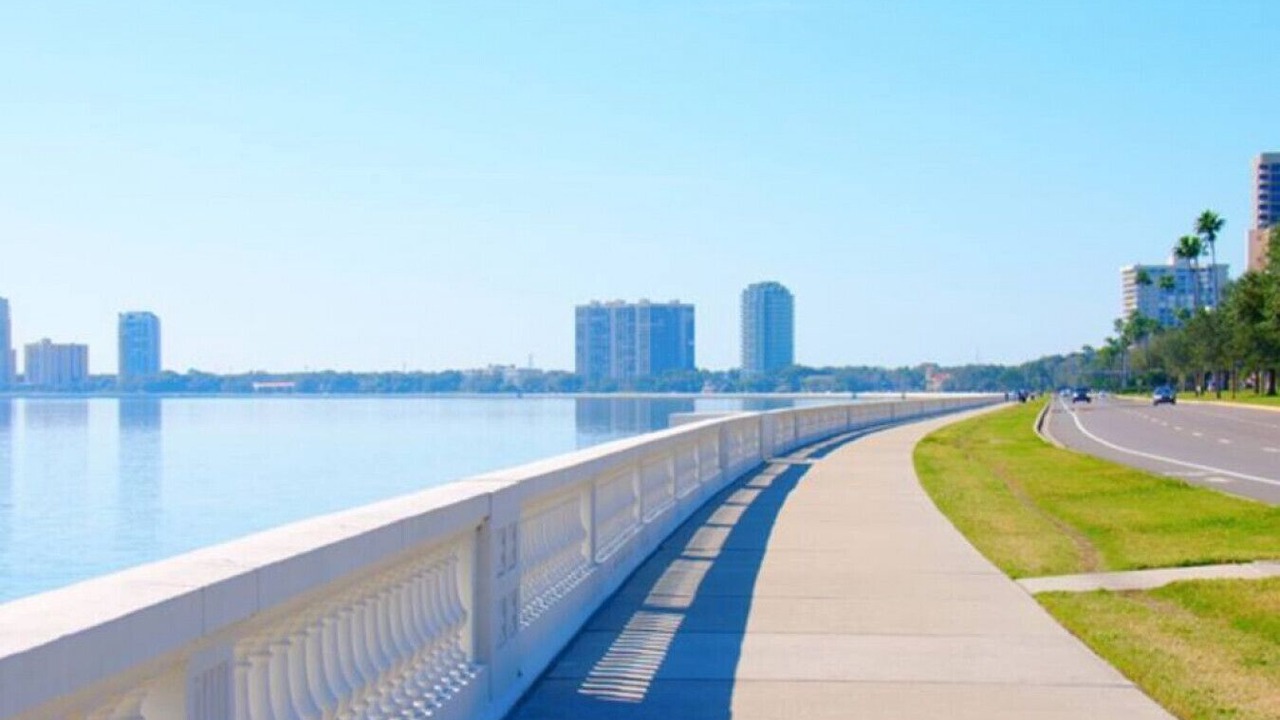 Photo of Outdoor in Courier City - Oscawana
