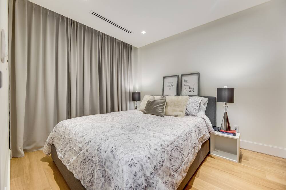 Photo of Bedroom in Yorkville