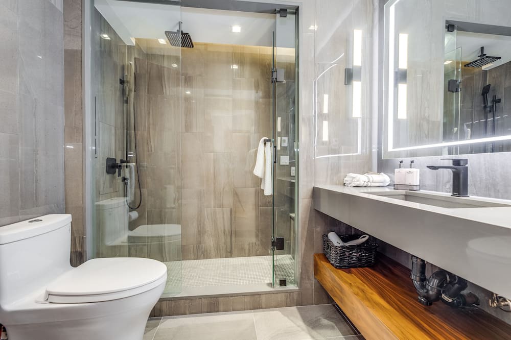 Photo of Bathroom in Yorkville