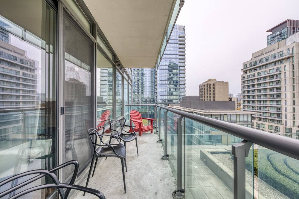 Photo of Outdoor in Yorkville