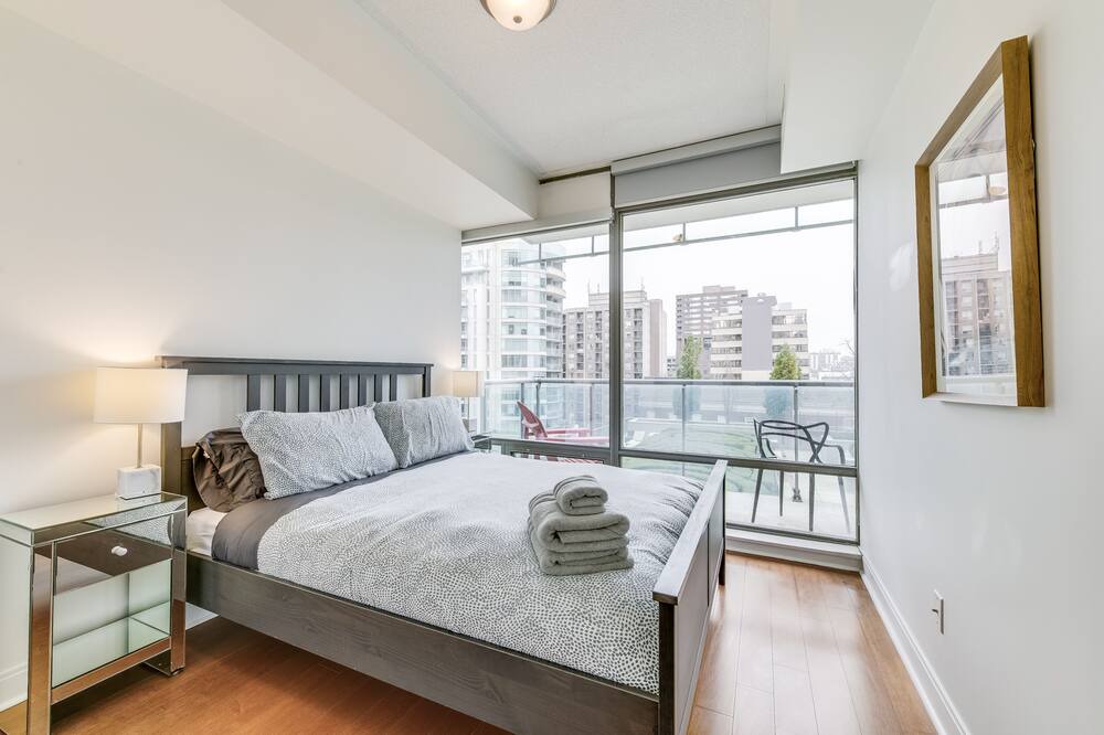 Photo of Bedroom in Yorkville