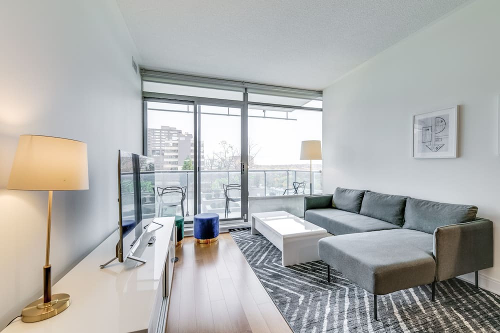 Photo of Livingroom in Yorkville