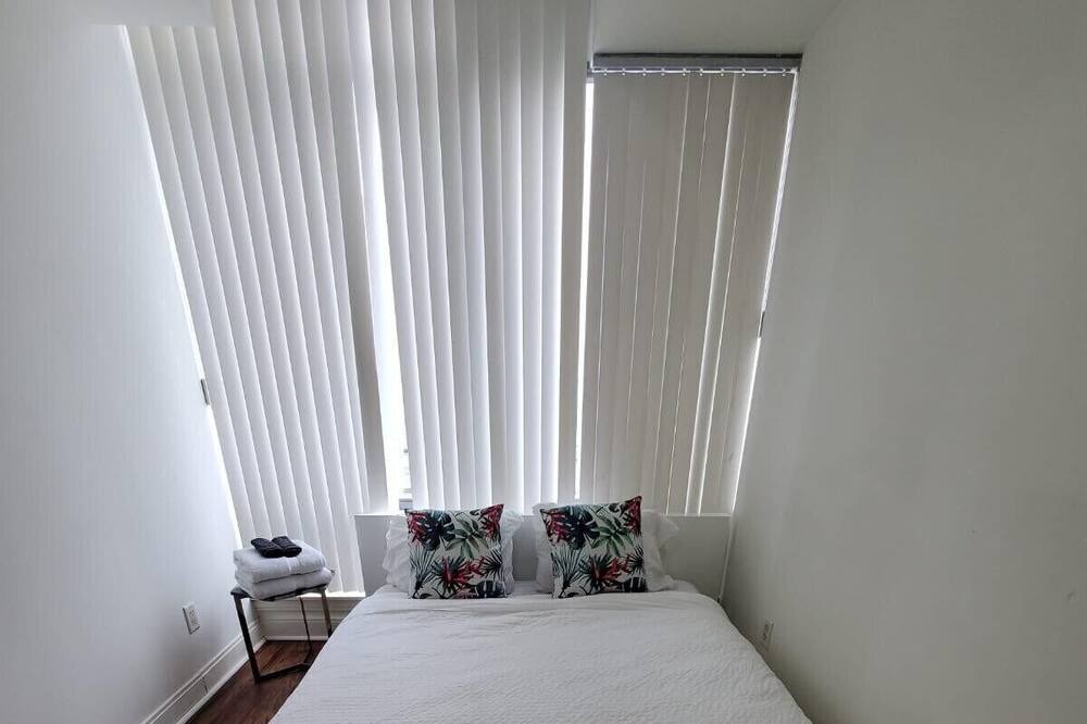 Photo of Bedroom in Yorkville