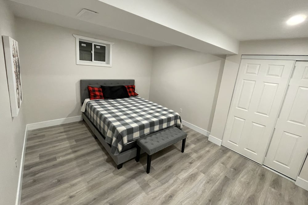 Photo of Bedroom in Victoria Harbour