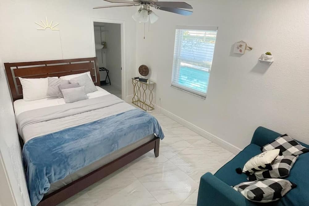 Photo of Bedroom in Citrus Park