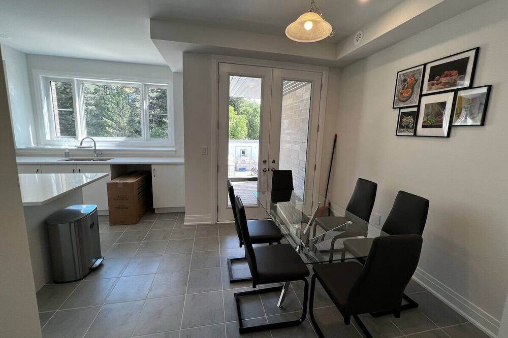 Photo of Livingroom in Newmarket