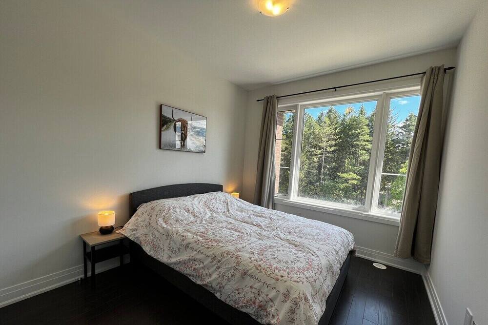 Photo of Bedroom in Newmarket