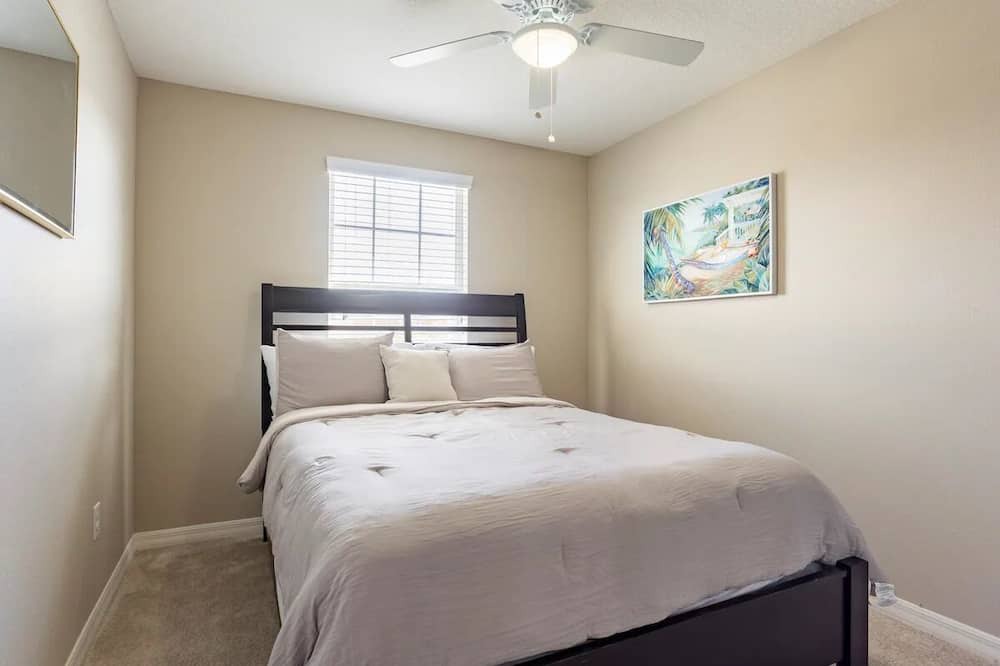 Photo of Bedroom in Riverview