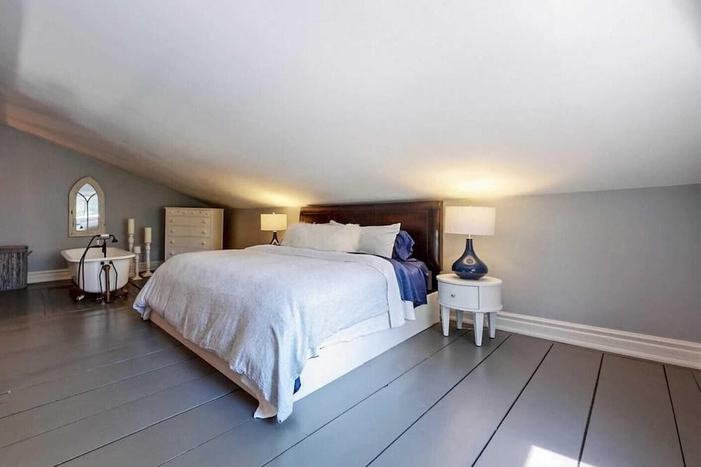 Photo of Bedroom in Whitchurch-Stouffville