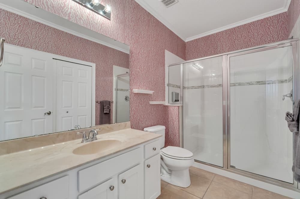 Photo of Bathroom in Windermere