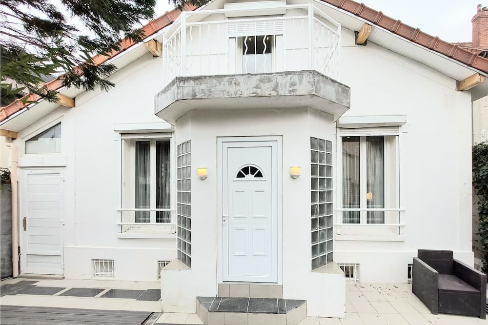 Photo of Outdoor in Les Pavillons-sous-Bois