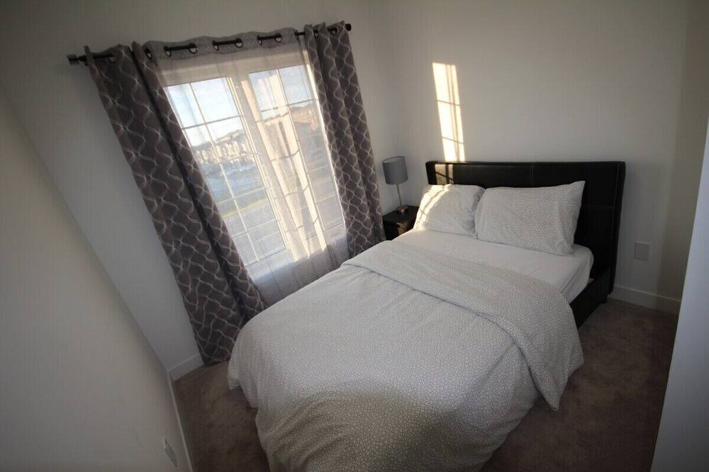 Photo of Bedroom in Newmarket