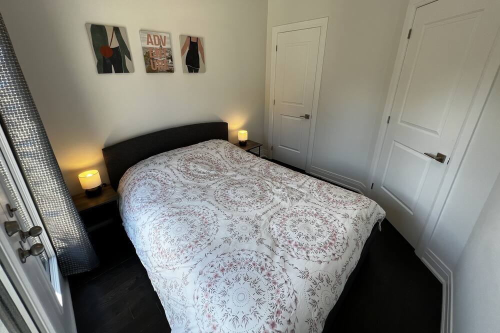 Photo of Bedroom in Aurora