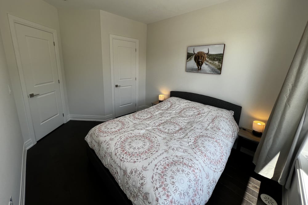 Photo of Bedroom in Aurora