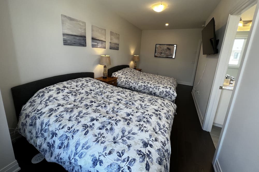 Photo of Bedroom in Aurora