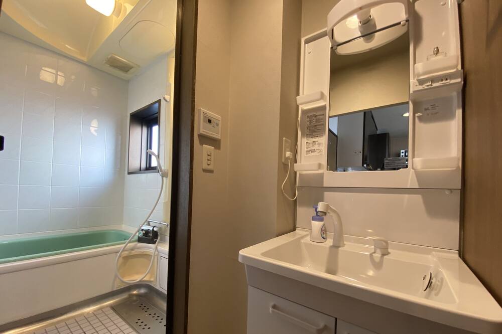 Photo of Bathroom in Takadanobaba