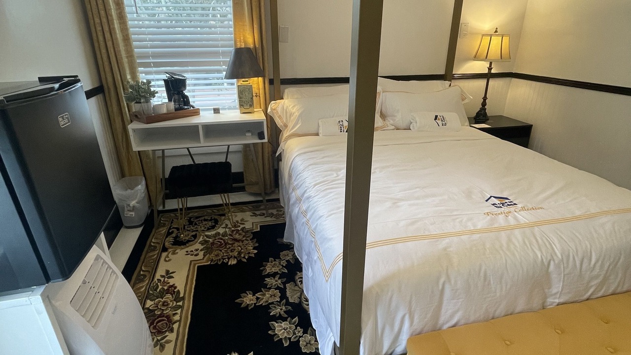 Photo of Bedroom in Historic Old Northeast