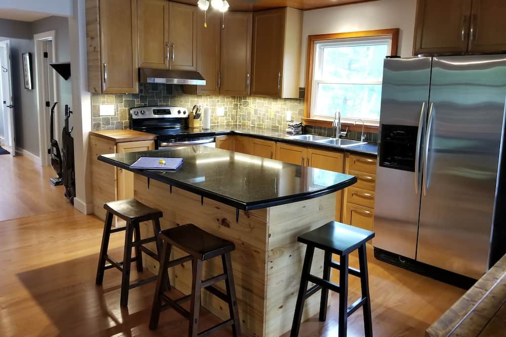 Photo of Kitchen in French River