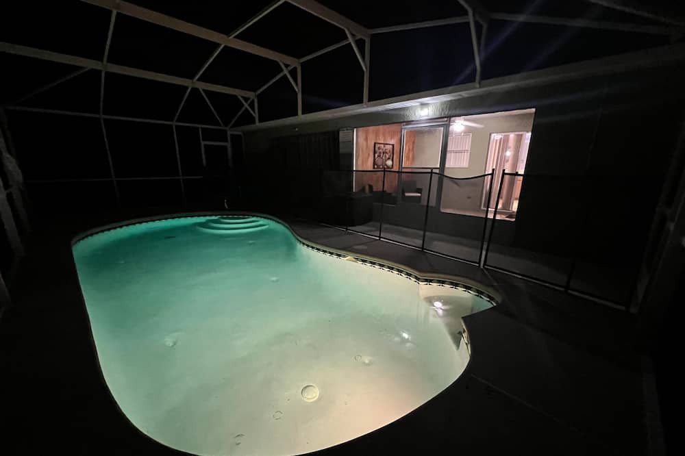 Photo of Outdoor in Poinciana