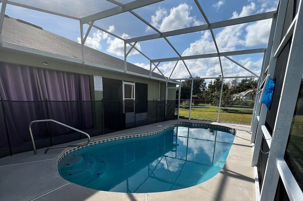 Photo of Outdoor in Poinciana