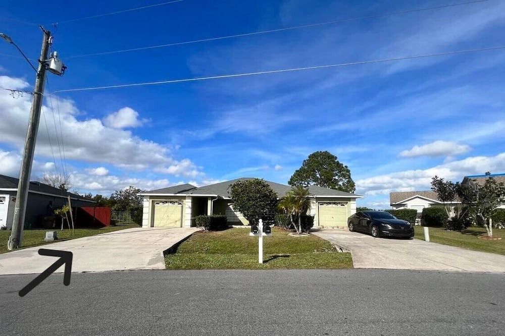 Photo of Outdoor in Poinciana