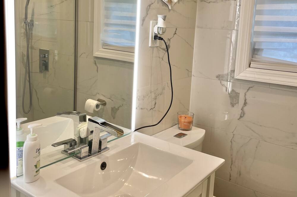 Photo of Bathroom in Freeport