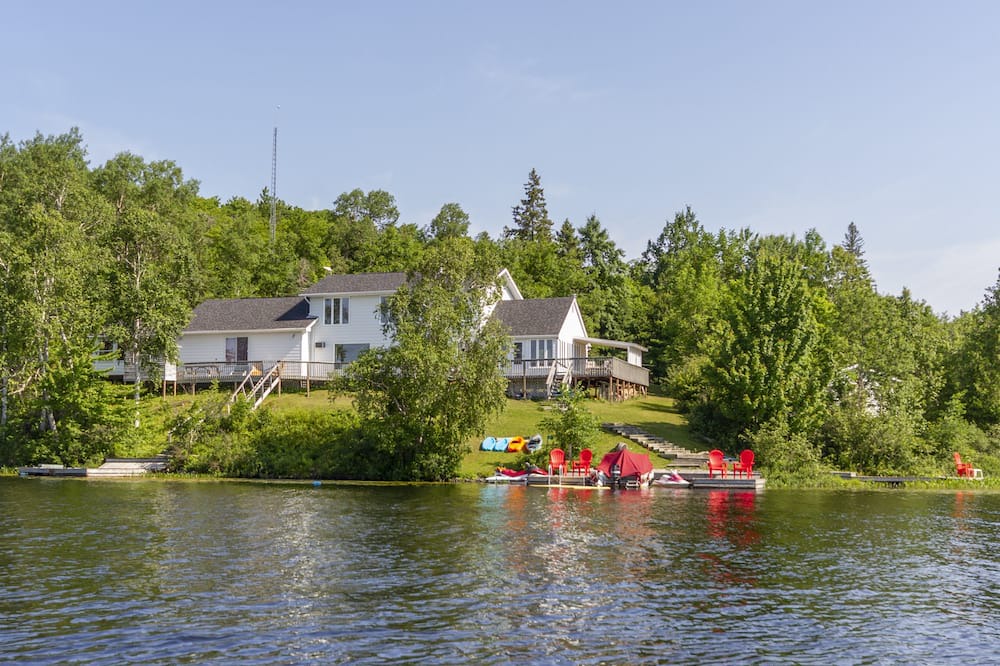 Photo of Others in Unorganized Centre Parry Sound