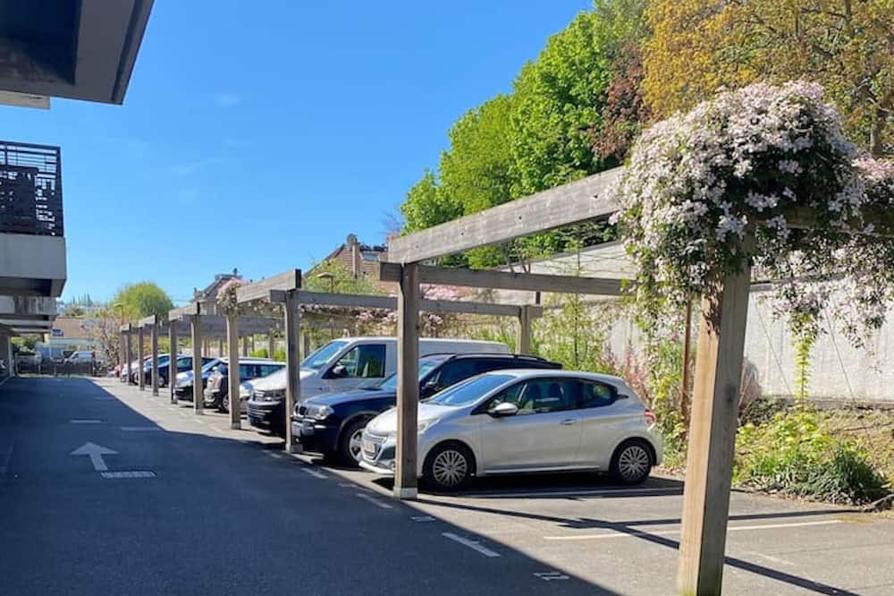 Photo of Outdoor in Pomponne