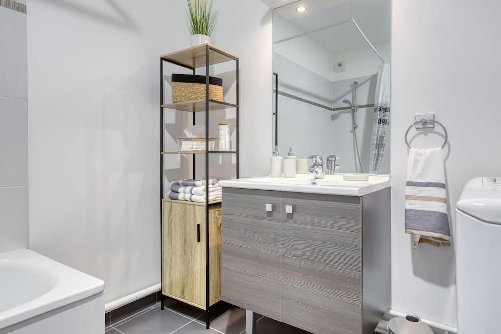 Photo of Bathroom in Pomponne