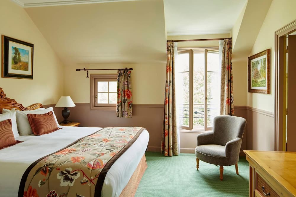 Photo of Bedroom in Bailly-Romainvilliers