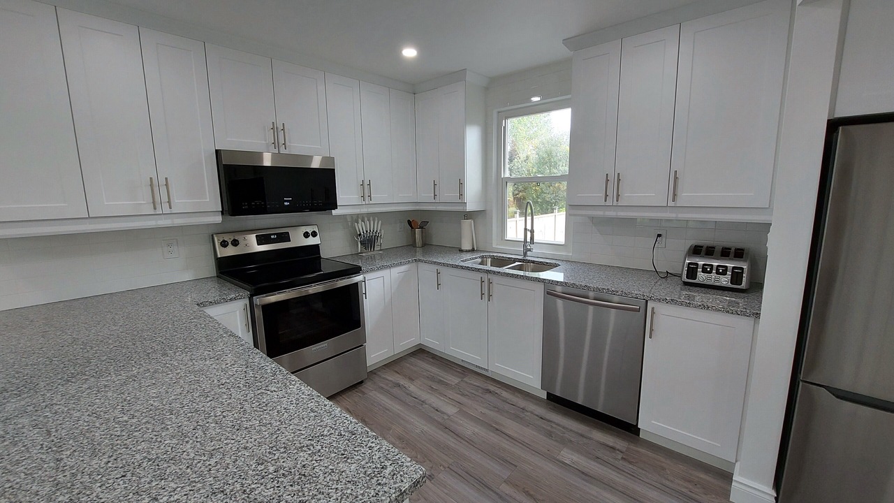 Photo of Kitchen in Amherstview