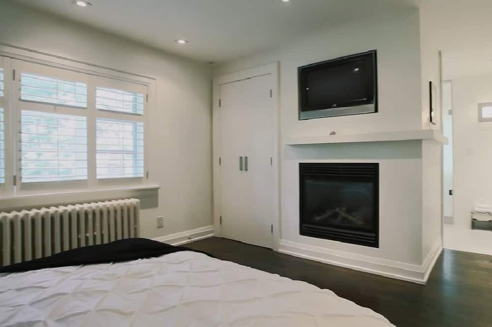 Photo of Livingroom in Mineola