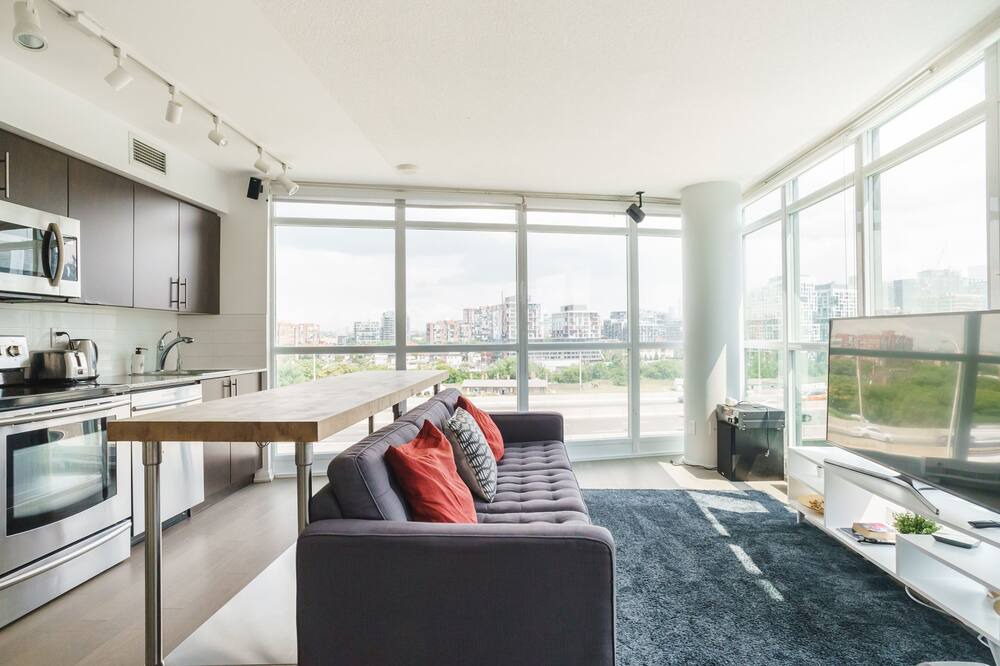 Photo of Livingroom in King West Village