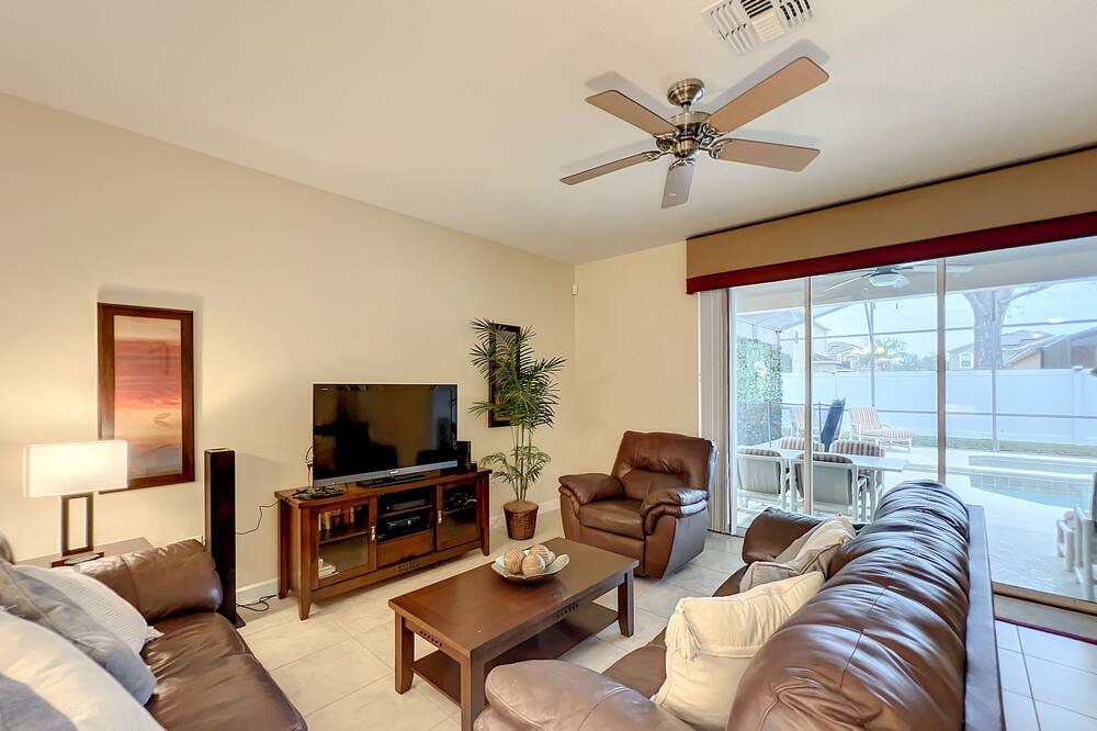 Photo of Livingroom in West Haven