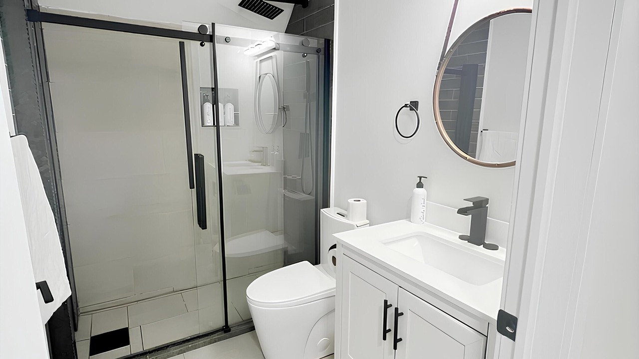 Photo of Bathroom in Ottawa Division
