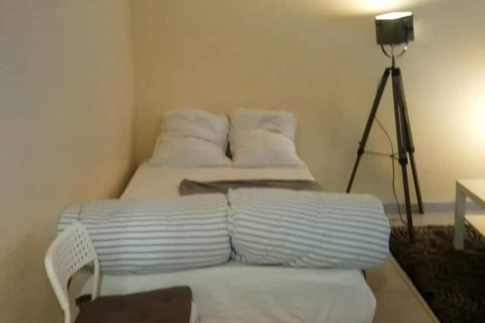 Photo of Bedroom in Les Pavillons-sous-Bois