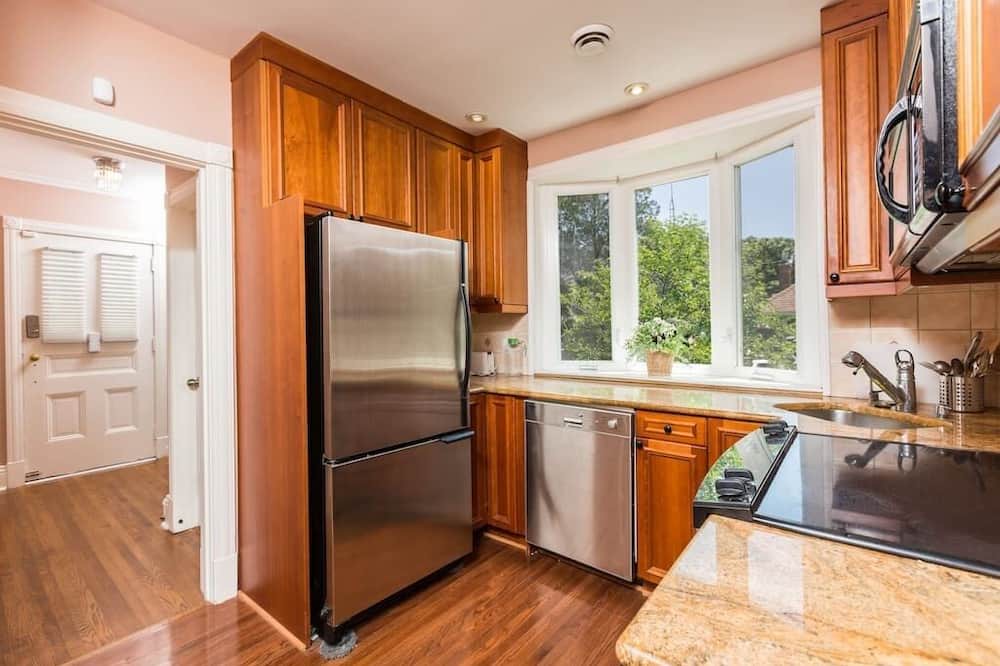 Photo of Kitchen in Sunnylea