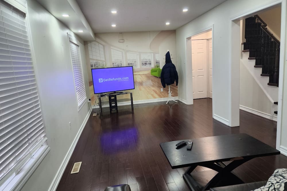 Photo of Bedroom in Markham