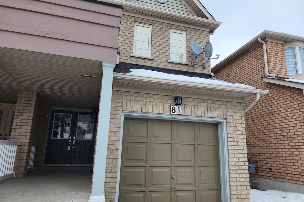 Photo of Outdoor in Markham