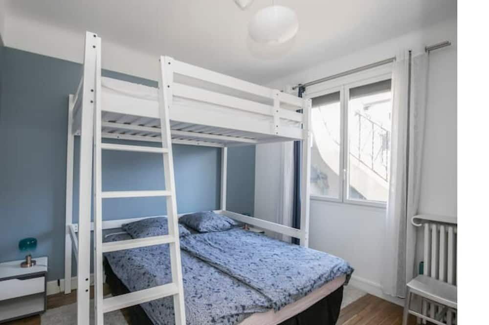 Photo of Bedroom in Pantin
