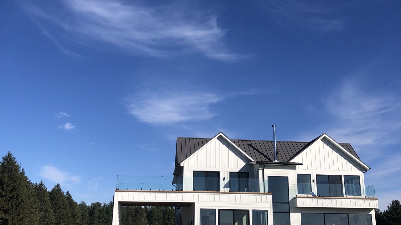 Photo of Outdoor in King