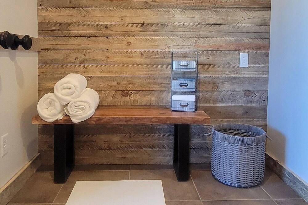 Photo of Bedroom in Desert Hills