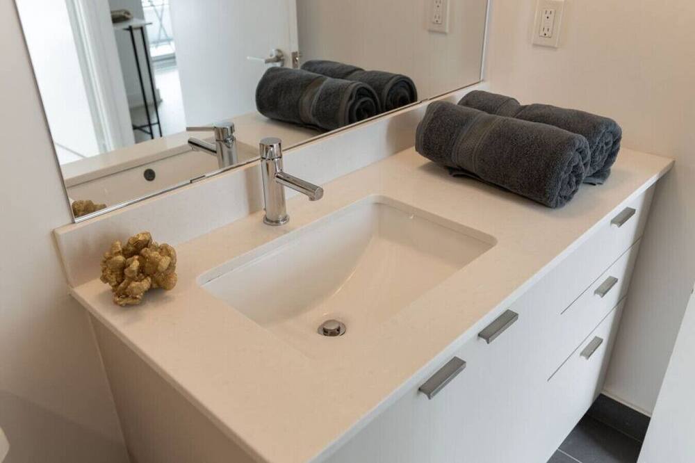 Photo of Bathroom in Wellington Place