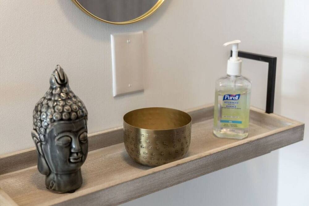 Photo of Bathroom in Wellington Place